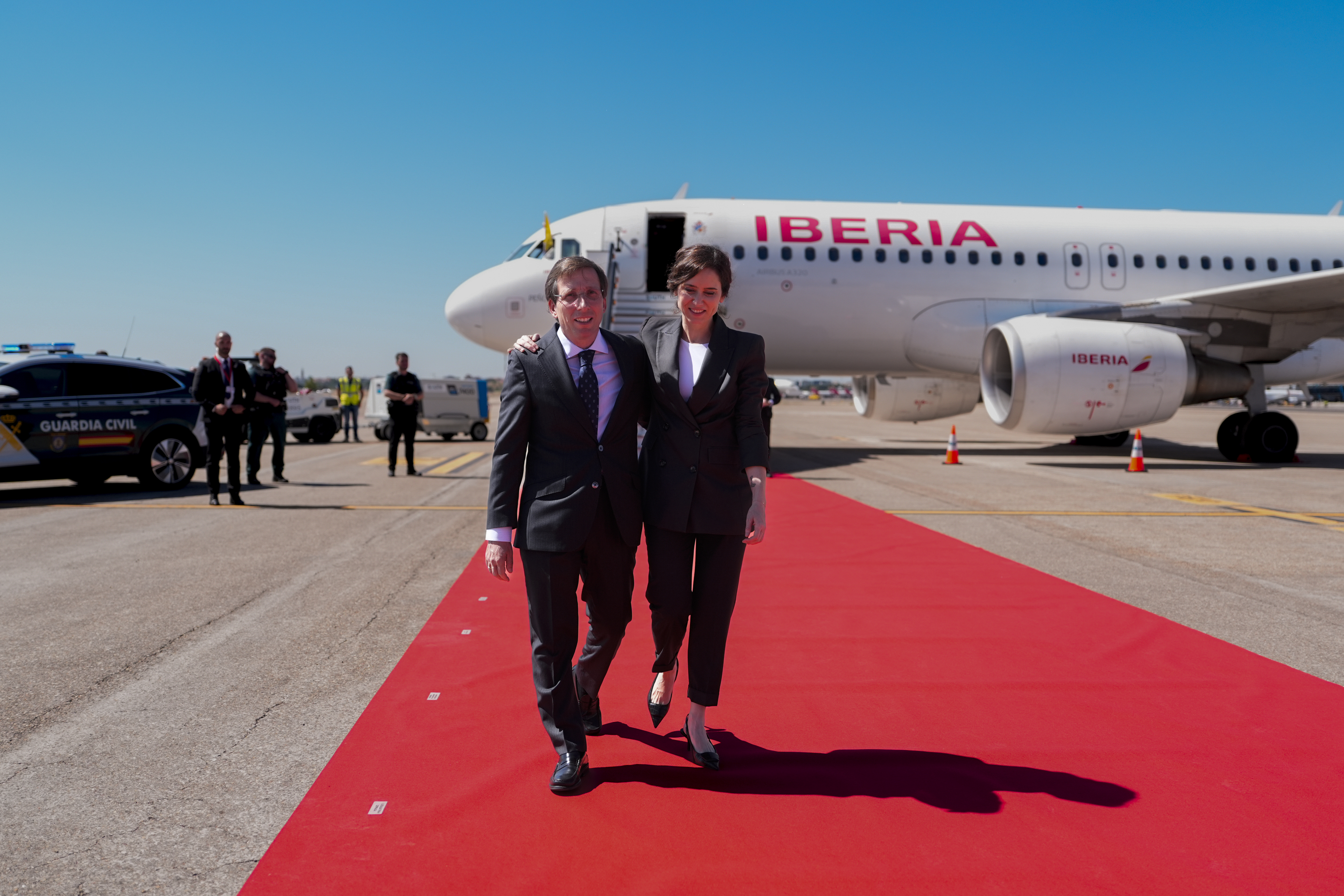 Misión (papal) cumplida en Madrid: un test extremo de movilidad y seguridad pasado con nota y con la vista puesta en el Mundial 2030 El Ayuntamiento y la Comunidad celebran el resultado de la visita de León XIV, una dura prueba para la capital por el despliegue operativo más importante en democracia Leer