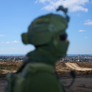 Een Nederlander diende als scherpschutter in het Israëlische leger in de Gazastrook. Heeft dat consequenties?