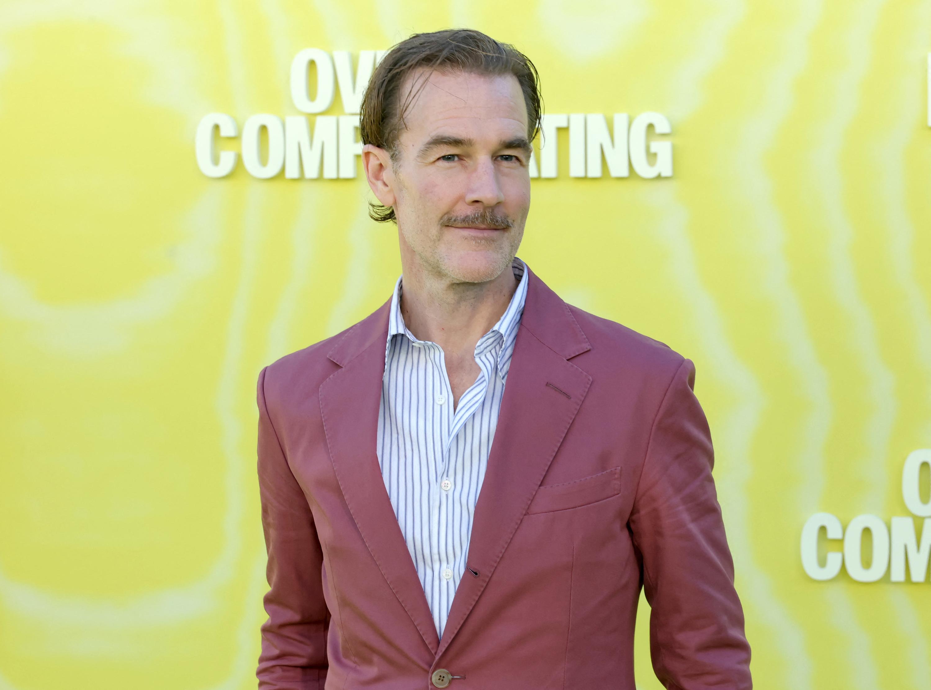 Lacteur James Van Der Beek, star de Dawson, est mort à 48 ans des suites dun cancer Lacteur, star dans les années 1990, avait annoncé en novembre 2024 être atteint dun cancer colorectal de stade 3.