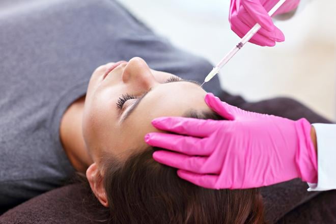 Coalition drops proposed botox restrictions despite doctors warnings Hlas lawmakers voted to remove their own ministers proposal after SNS demanded changes to the legislation.