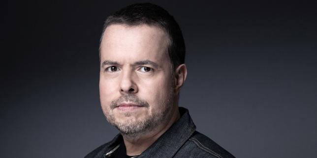 Nicolas Demorand animera une nouvelle émission les week-ends sur France Inter, à partir de la rentrée « Recto verso » se situe dans la veine des émissions « Cest arrivé cette semaine » et « Cest arrivé demain », quanimait Dominique Souchier sur Europe 1 entre 1997 et 2012. En congé maladie depuis octobre 2025, le journaliste de 55 ans prendra les rênes à partir du 29 août de ce programme diffusé à partir de 9 heures.