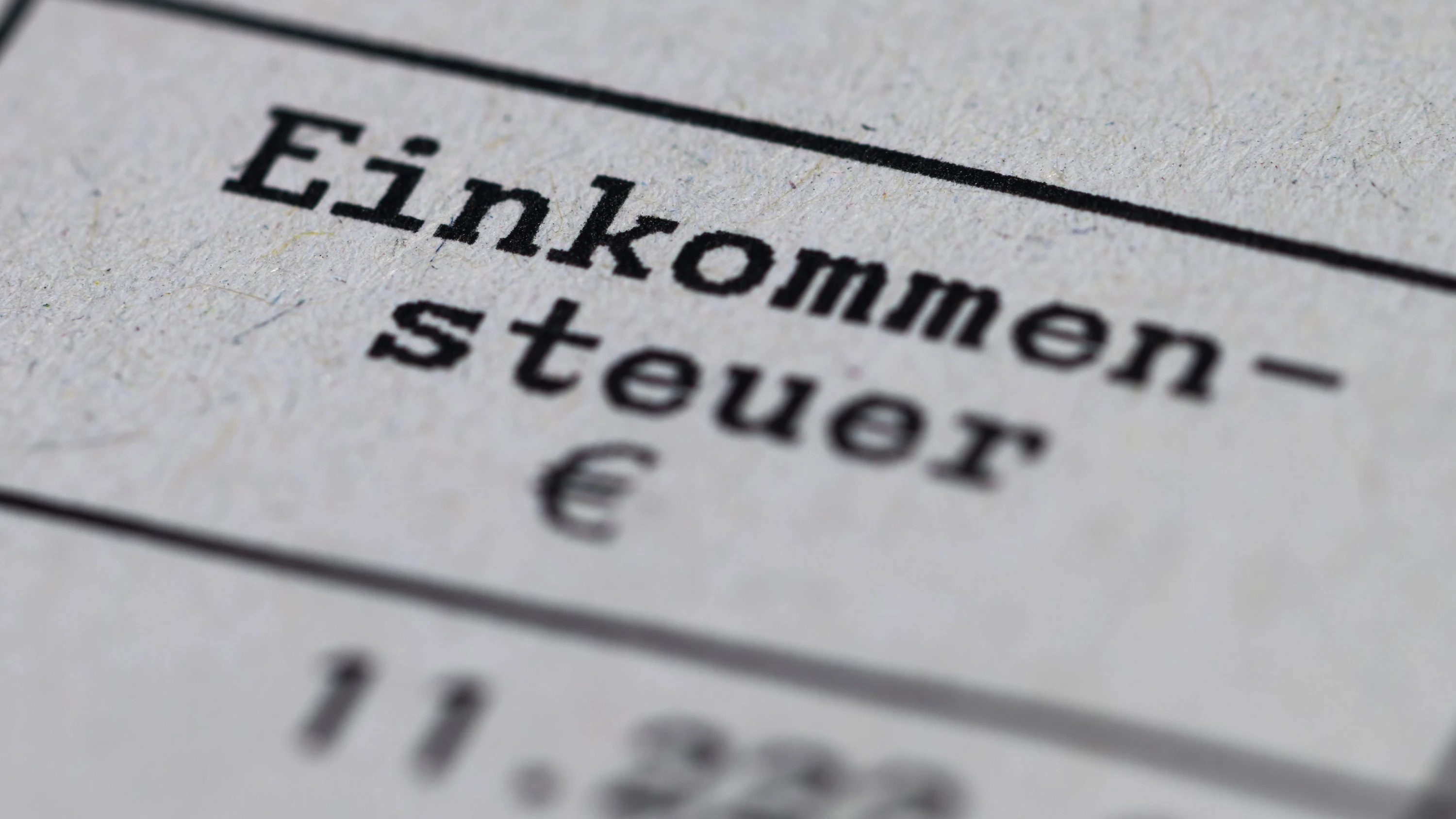 Steuerreform: Warten auf die richtigen Anreize, mehr zu leisten Arbeitsministerin Bärbel Bas hat die Erwartungen an die geplante Reform der Einkommensteuer weiter angeheizt. Doch wer alles nur durch die Brille der Umverteilungspolitik sieht, wird den Standort nicht voranbringen.